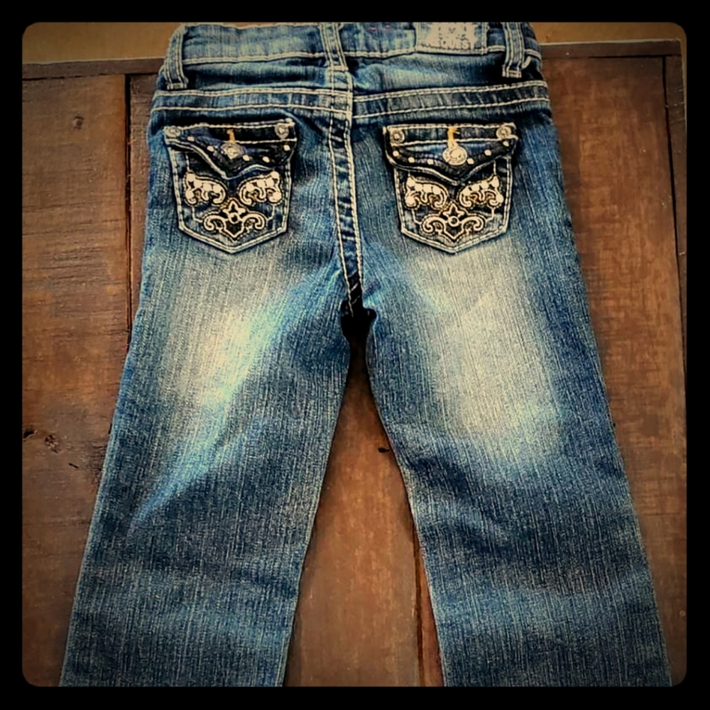 2T Boutique Jeans